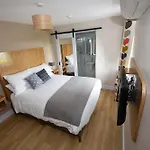 The Orchard House 4*